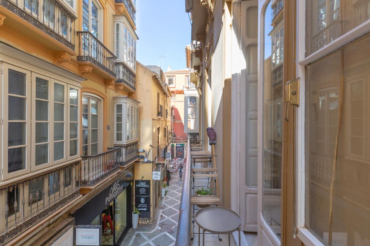 Puerta De Larios: Central Three-Bedroom Apartment With Balconies And Patio Málaga Exterior foto